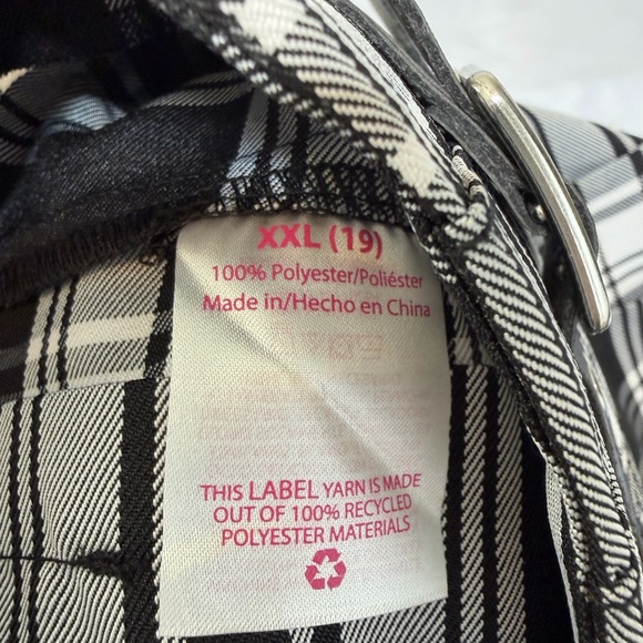 NWT No Boundaries Black White Plaid Pleated Mini Skirt Buckle XXL 19 - Picture 7 of 9